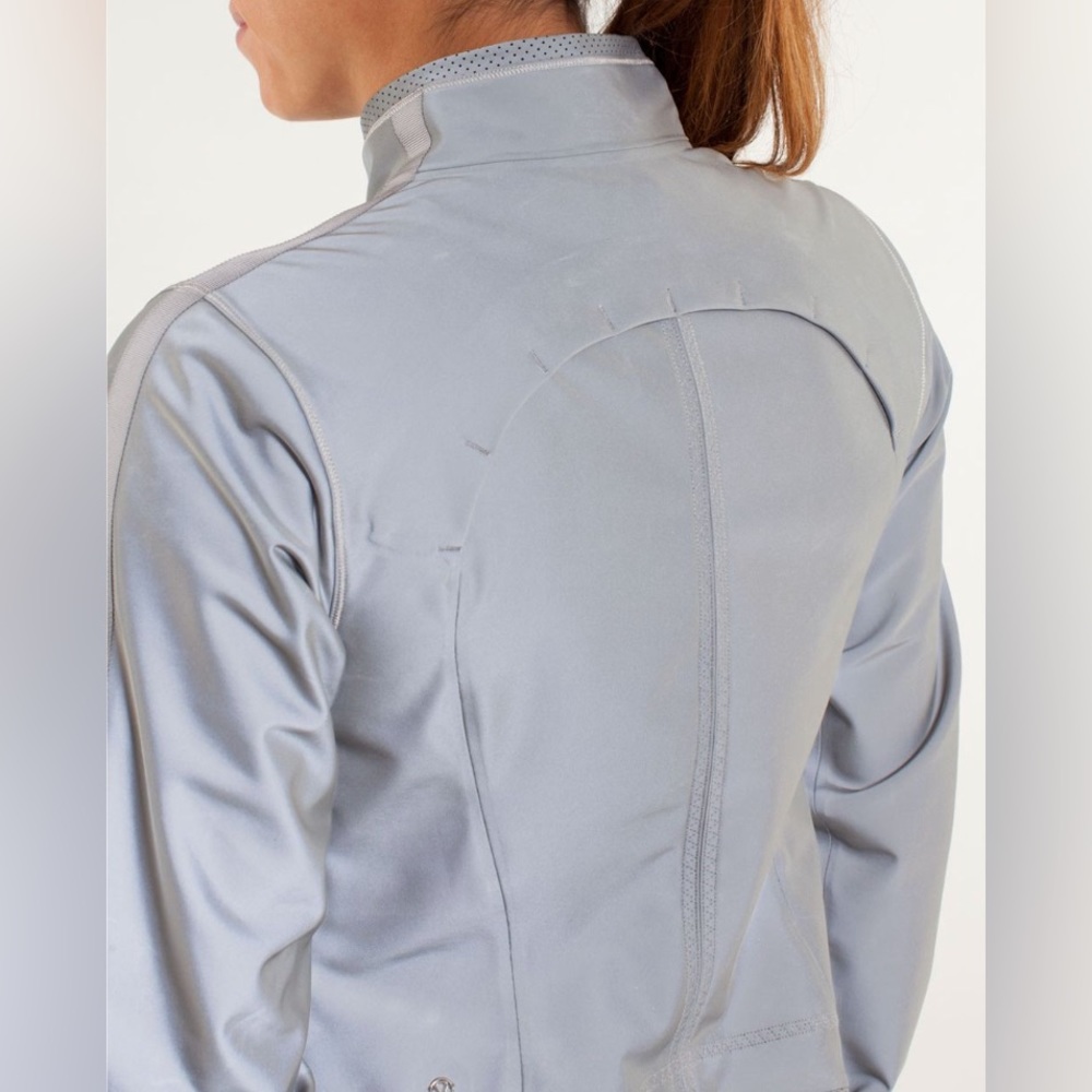 Lululemon Run: Reflective Jacket - image 6